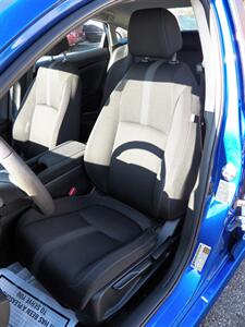 2018 Honda Civic LX   - Photo 10 - Mishawaka, IN 46545