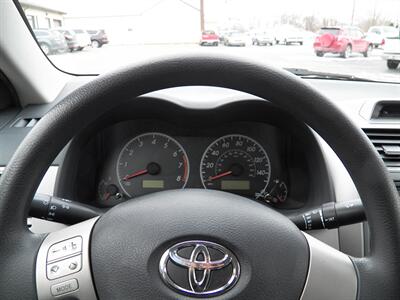 2012 Toyota Corolla LE   - Photo 23 - Mishawaka, IN 46545