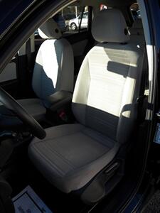 2022 Volkswagen Tiguan S 4Motion   - Photo 10 - Mishawaka, IN 46545