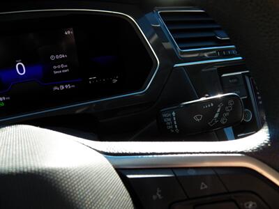 2022 Volkswagen Tiguan S 4Motion   - Photo 26 - Mishawaka, IN 46545