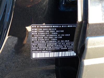 2022 Volkswagen Tiguan S 4Motion   - Photo 33 - Mishawaka, IN 46545