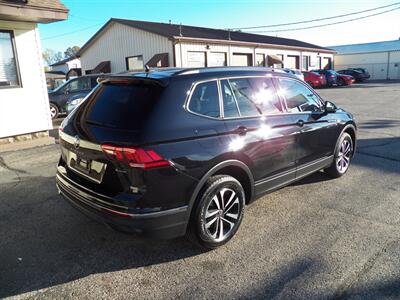 2022 Volkswagen Tiguan S 4Motion   - Photo 3 - Mishawaka, IN 46545
