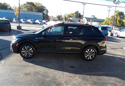 2022 Volkswagen Tiguan S 4Motion   - Photo 6 - Mishawaka, IN 46545