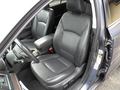 2017 Subaru Outback 2.5i Limited  AWD - Photo 8 - Mishawaka, IN 46545