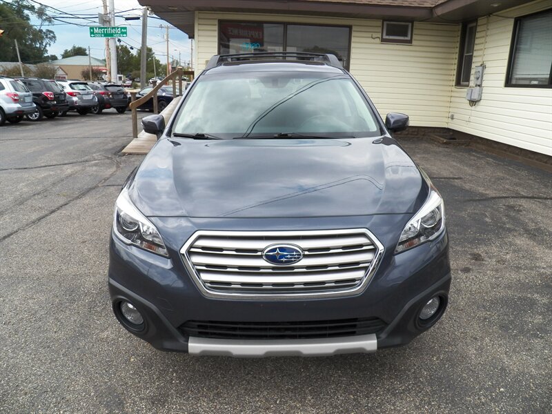 2017 Subaru Outback 2.5i Limited photo 3
