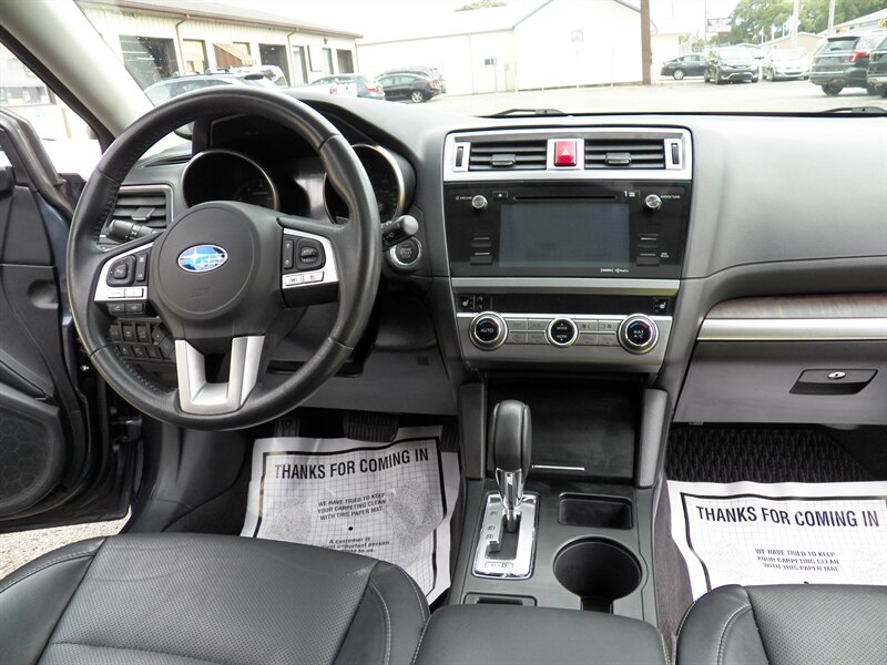 2017 Subaru Outback 2.5i Limited photo 13