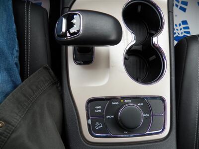 2015 Jeep Grand Cherokee Limited 4x4 - Photo 22 - Mishawaka, IN 46545