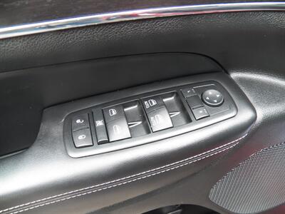 2015 Jeep Grand Cherokee Limited 4x4 - Photo 16 - Mishawaka, IN 46545