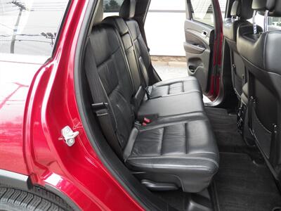 2015 Jeep Grand Cherokee Limited 4x4 - Photo 10 - Mishawaka, IN 46545