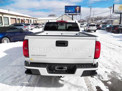 2022 Chevrolet Colorado LT   - Photo 4 - Mishawaka, IN 46545
