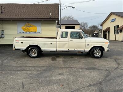 1975 Ford Ranger F350 Pickup   - Photo 2 - Mishawaka, IN 46545