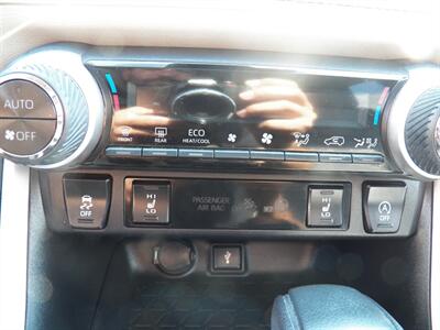 2021 Toyota RAV4 XLE  AWD - Photo 22 - Mishawaka, IN 46545