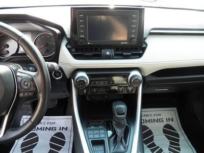 2021 Toyota RAV4 XLE  AWD - Photo 21 - Mishawaka, IN 46545