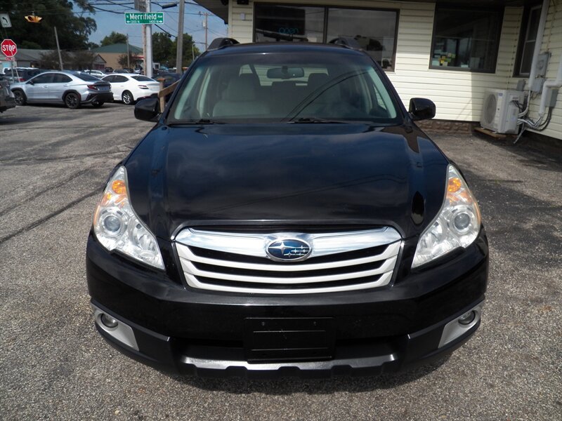 2012 Subaru Outback 2.5i Premium AWD - Photo 5 - Mishawaka, IN 46545