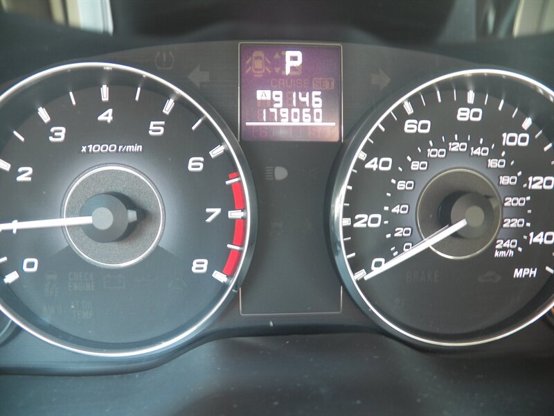 2012 Subaru Outback 2.5i Premium AWD - Photo 17 - Mishawaka, IN 46545