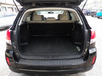 2012 Subaru Outback 2.5i Premium AWD - Photo 9 - Mishawaka, IN 46545
