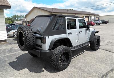 2011 Jeep Wrangler Unlimited Sport  4x4 - Photo 3 - Mishawaka, IN 46545
