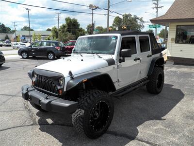 2011 Jeep Wrangler Unlimited Sport  4x4 - Photo 7 - Mishawaka, IN 46545
