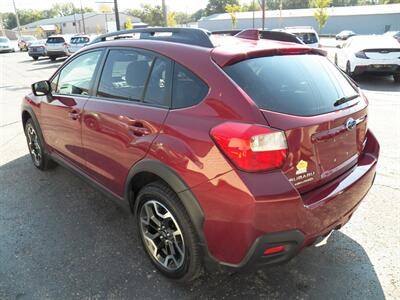 2017 Subaru Crosstrek 2.0i Premium  AWD - Photo 3 - Mishawaka, IN 46545