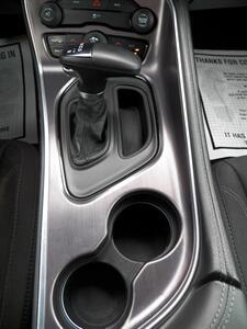 2016 Dodge Challenger SXT   - Photo 19 - Mishawaka, IN 46545