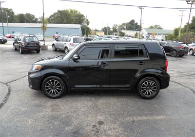 2012 Scion xB   - Photo 6 - Mishawaka, IN 46545