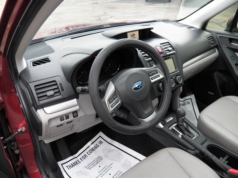 2015 Subaru Forester 2.5i Touring photo 8