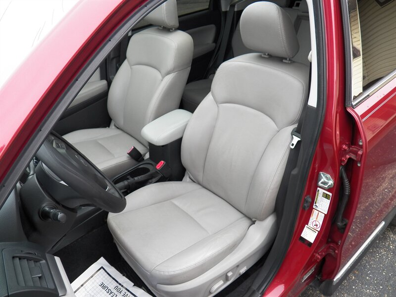 2015 Subaru Forester 2.5i Touring photo 9