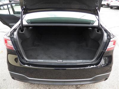 2022 Subaru Legacy Premium AWD - Photo 13 - Mishawaka, IN 46545