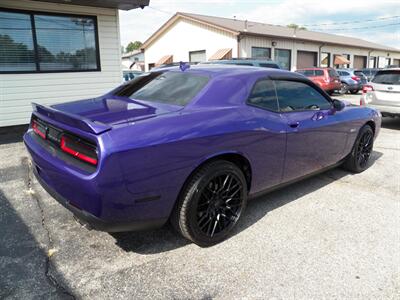 2016 Dodge Challenger R/T Plus - Photo 4 - Mishawaka, IN 46545