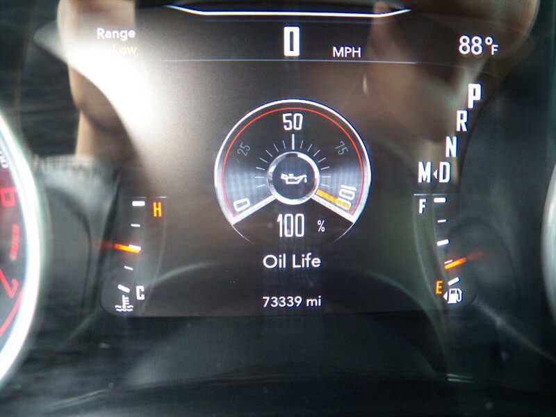 2016 Dodge Challenger R/T Plus - Photo 15 - Mishawaka, IN 46545