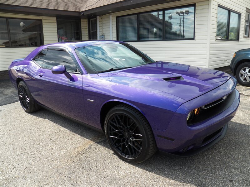 2016 Dodge Challenger R/T Plus   - Photo 1 - Mishawaka, IN 46545