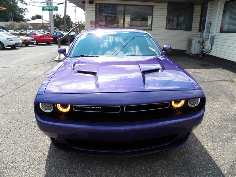 2016 Dodge Challenger R/T Plus - Photo 5 - Mishawaka, IN 46545