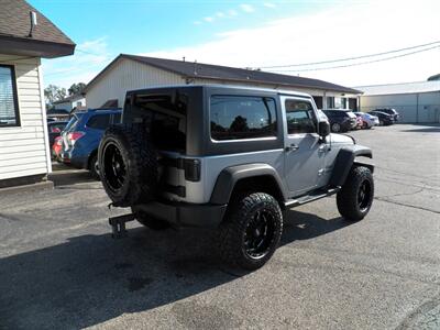 2015 Jeep Wrangler Sport  4x4 - Photo 3 - Mishawaka, IN 46545