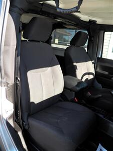 2015 Jeep Wrangler Sport  4x4 - Photo 14 - Mishawaka, IN 46545