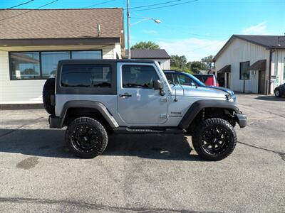 2015 Jeep Wrangler Sport  4x4 - Photo 2 - Mishawaka, IN 46545