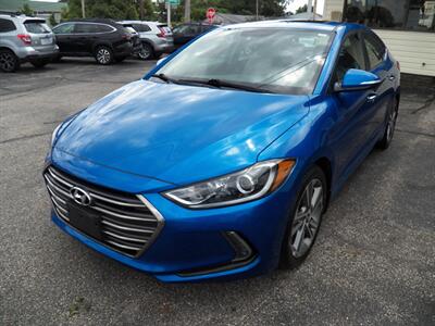 2017 Hyundai ELANTRA Limited   - Photo 4 - Mishawaka, IN 46545