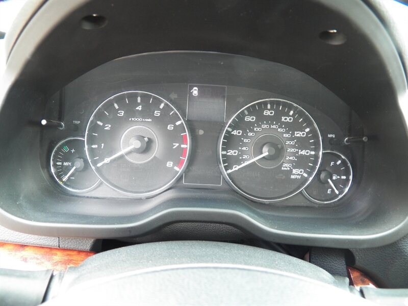 2012 Subaru Outback 3.6R Limited AWD - Photo 17 - Mishawaka, IN 46545