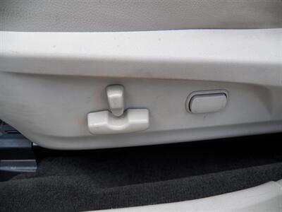 2012 Subaru Outback 3.6R Limited AWD - Photo 8 - Mishawaka, IN 46545