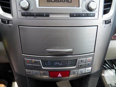 2012 Subaru Outback 3.6R Limited AWD - Photo 19 - Mishawaka, IN 46545