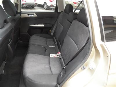 2009 Subaru Forester 2.5 X Premium AWD - Photo 9 - Mishawaka, IN 46545