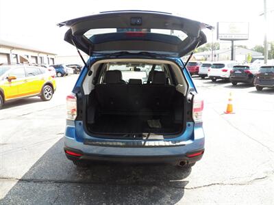 2017 Subaru Forester 2.5i Touring  AWD - Photo 17 - Mishawaka, IN 46545