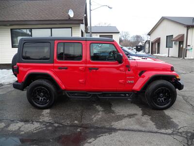2021 Jeep Wrangler Unlimited Sahara  4x4 - Photo 2 - Mishawaka, IN 46545