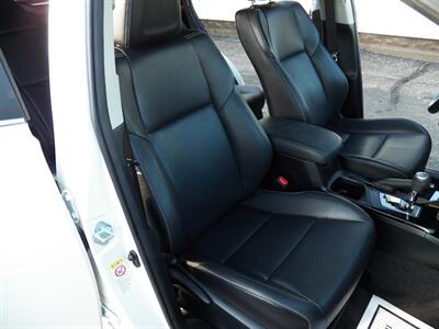 2016 Toyota RAV4 Hybrid Limited  AWD - Photo 14 - Mishawaka, IN 46545