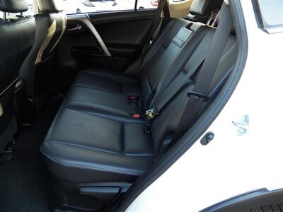 2016 Toyota RAV4 Hybrid Limited  AWD - Photo 11 - Mishawaka, IN 46545