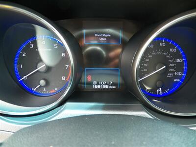 2017 Subaru Outback 2.5i Premium  AWD - Photo 16 - Mishawaka, IN 46545