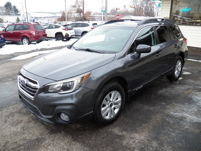 2019 Subaru Outback 2.5i Premium  AWD