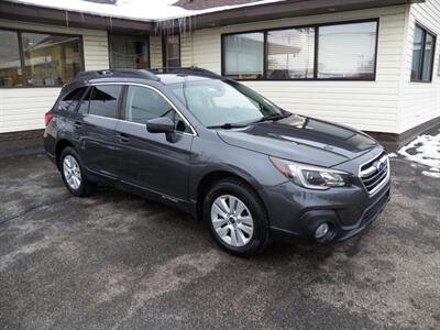 2019 Subaru Outback 2.5i Premium  AWD - Photo 3 - Mishawaka, IN 46545