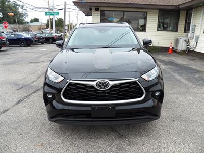 2020 Toyota Highlander XLE AWD - Photo 6 - Mishawaka, IN 46545