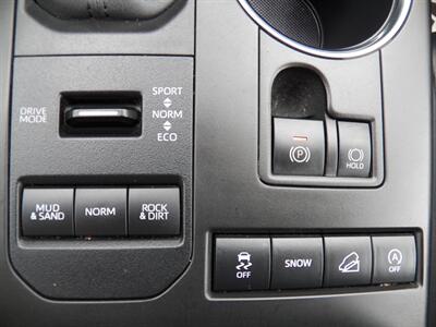 2020 Toyota Highlander XLE AWD - Photo 28 - Mishawaka, IN 46545