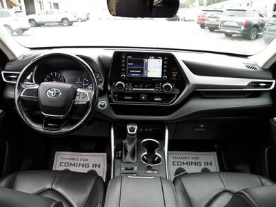 2020 Toyota Highlander XLE AWD - Photo 18 - Mishawaka, IN 46545